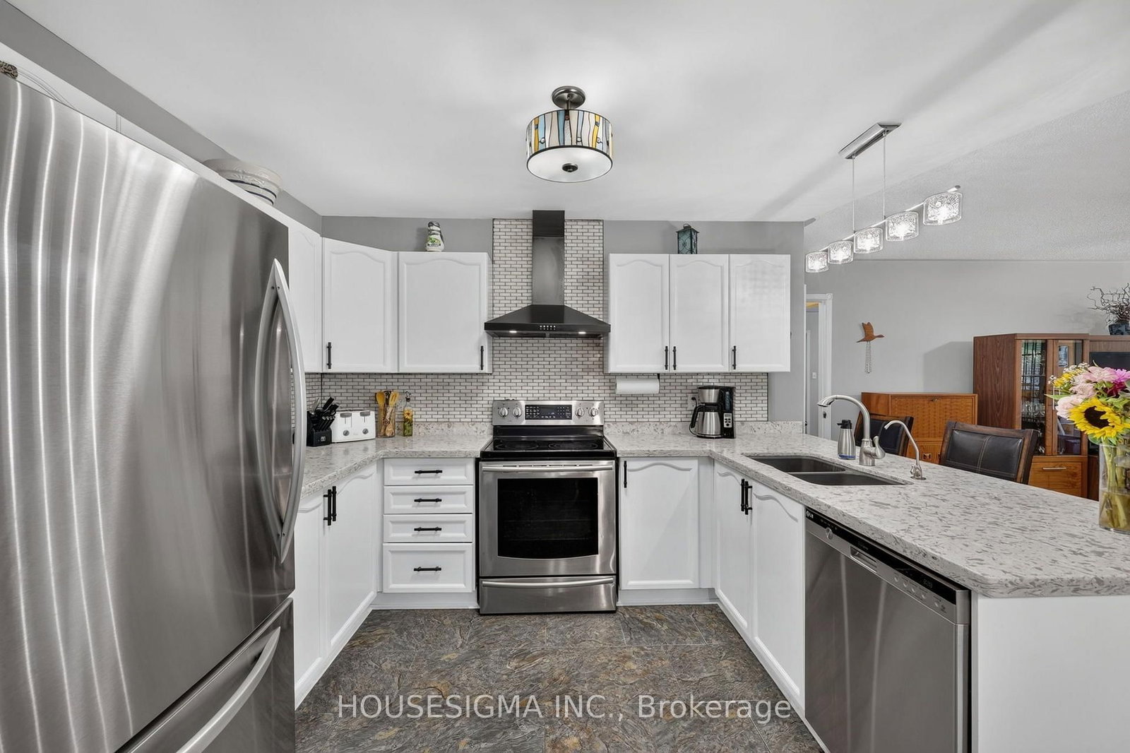 123 Fernbrook Drive • Wasaga Beach, ON photo 11