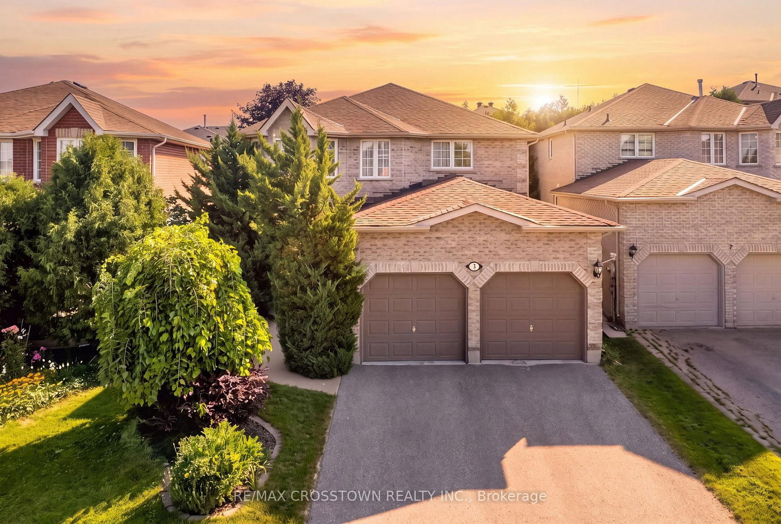 5 Kelsey Crescent • Barrie, ON photo 1