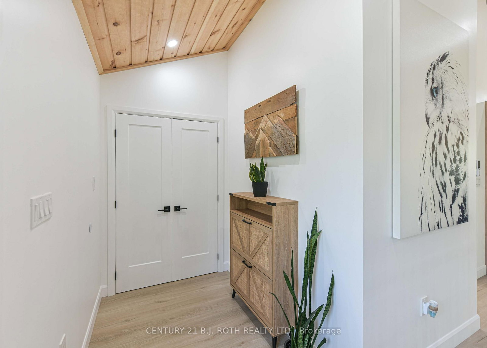 3332 Quetton Street • Severn, ON photo 18