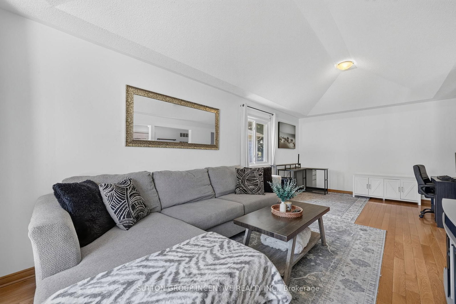 6 Riverdale Drive • Wasaga Beach, ON photo 10