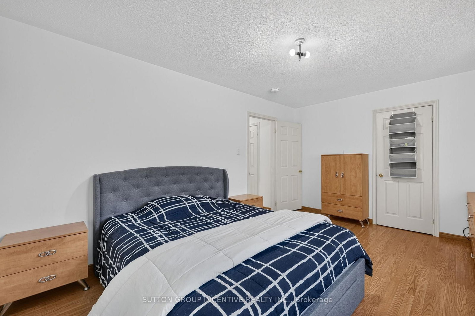 6 Riverdale Drive • Wasaga Beach, ON photo 18