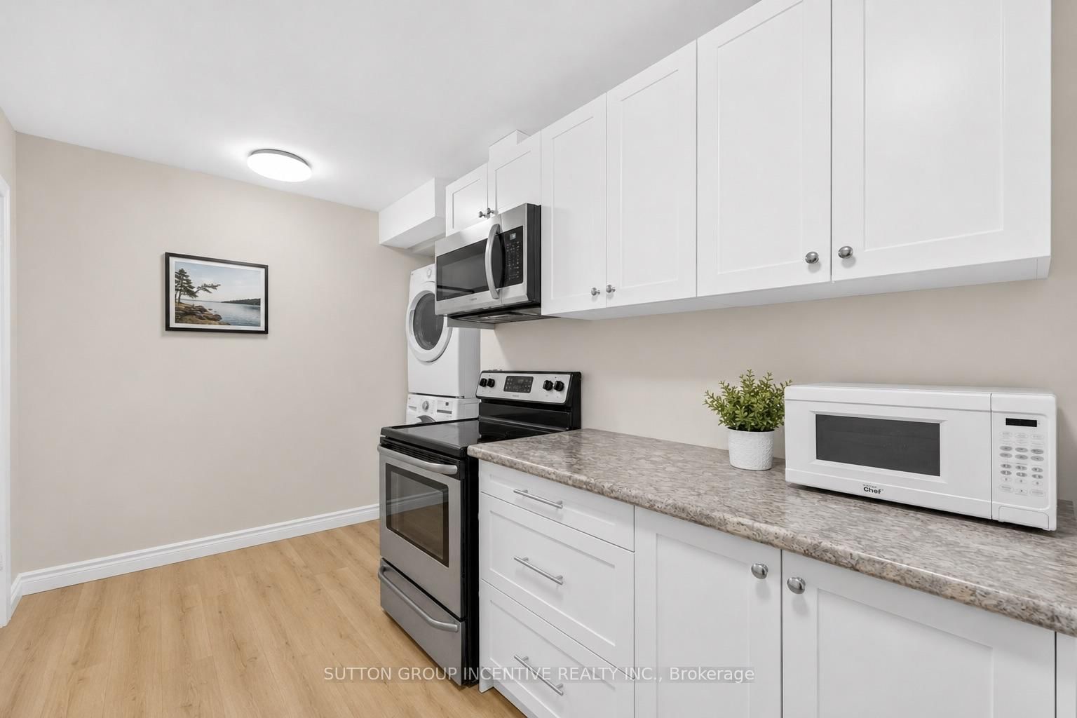 6 Riverdale Drive • Wasaga Beach, ON photo 26
