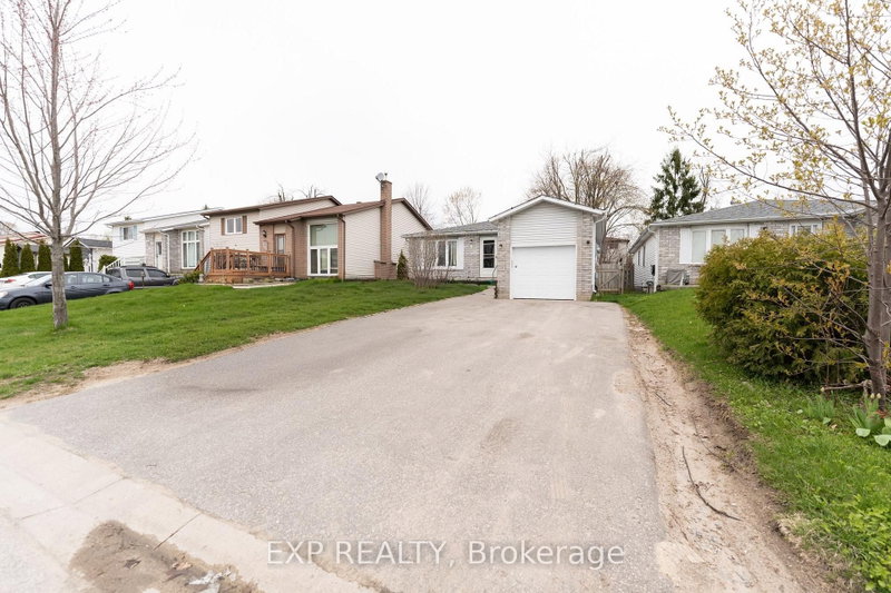 6 Hickling Trail