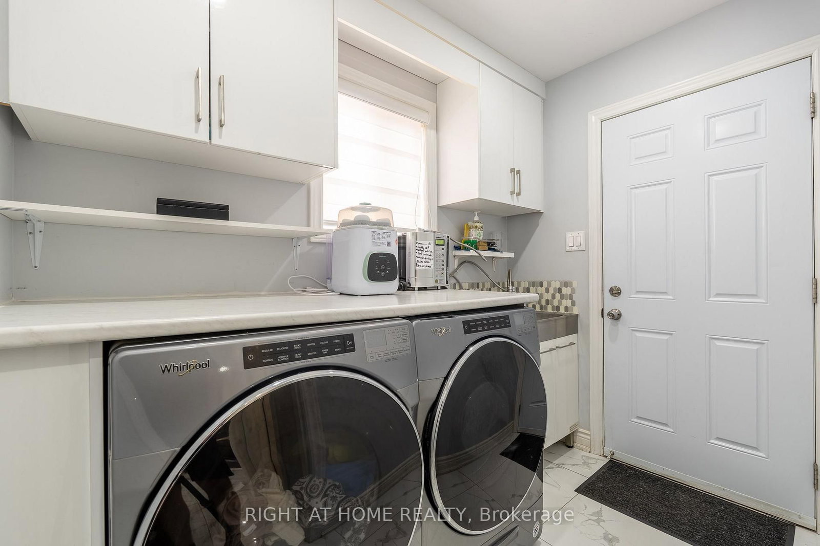 19 Cardinal Street • Barrie, ON photo 23