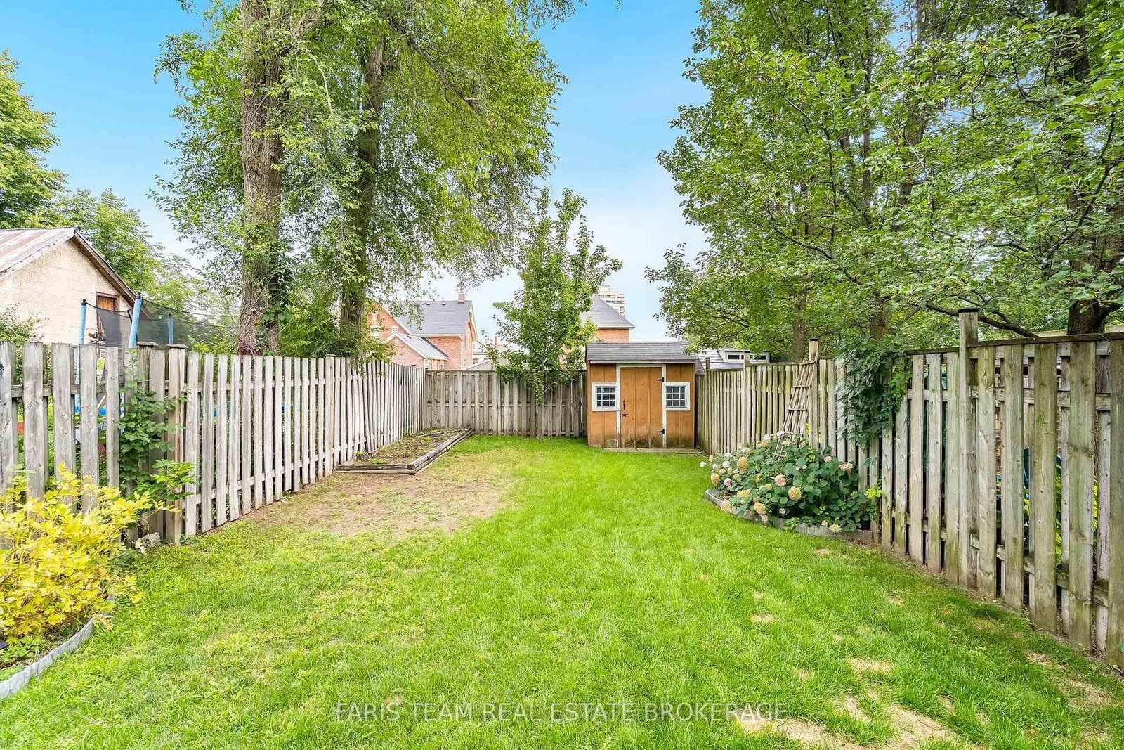 79 Sanford Street • Barrie, ON photo 54