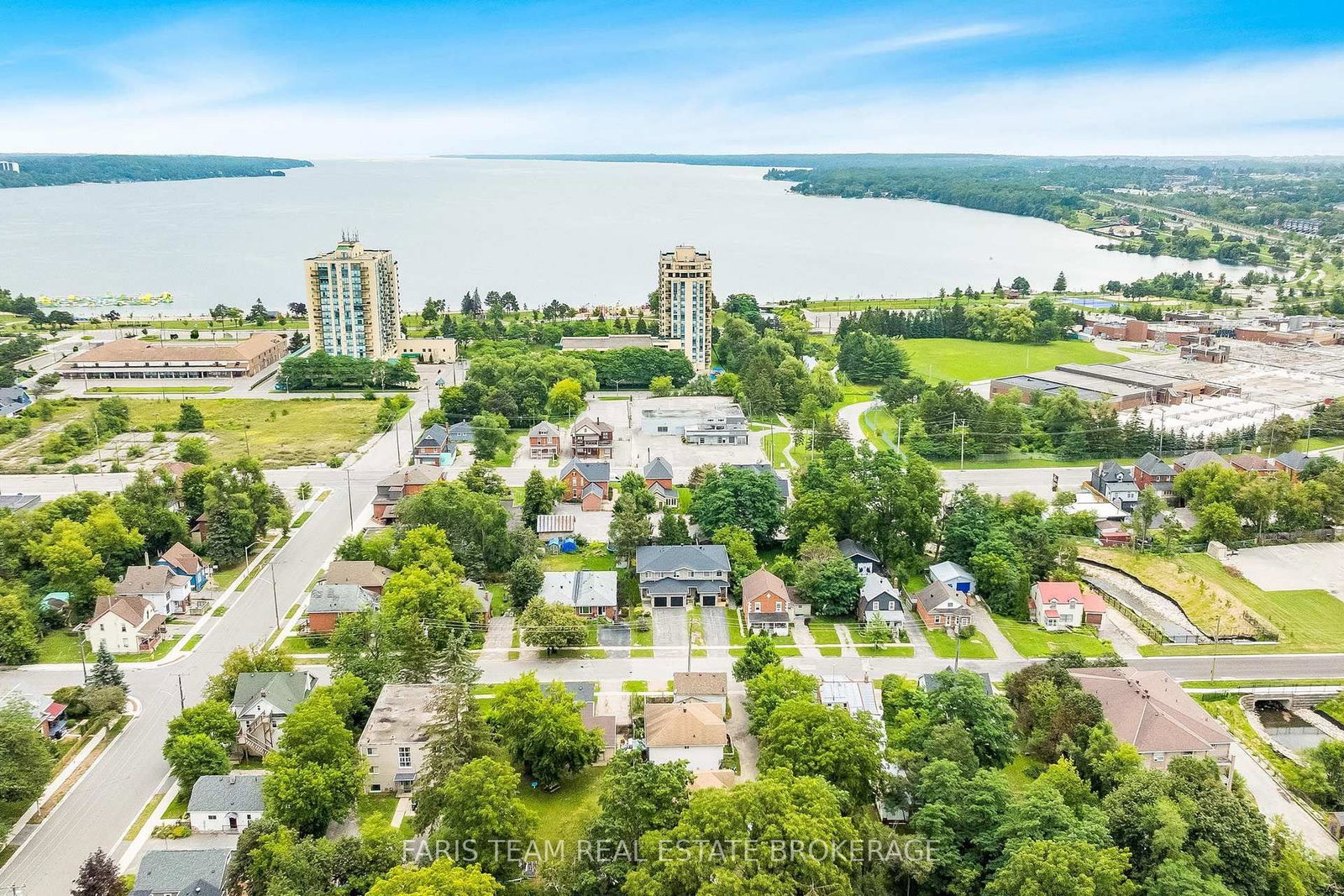 79 Sanford Street • Barrie, ON photo 61