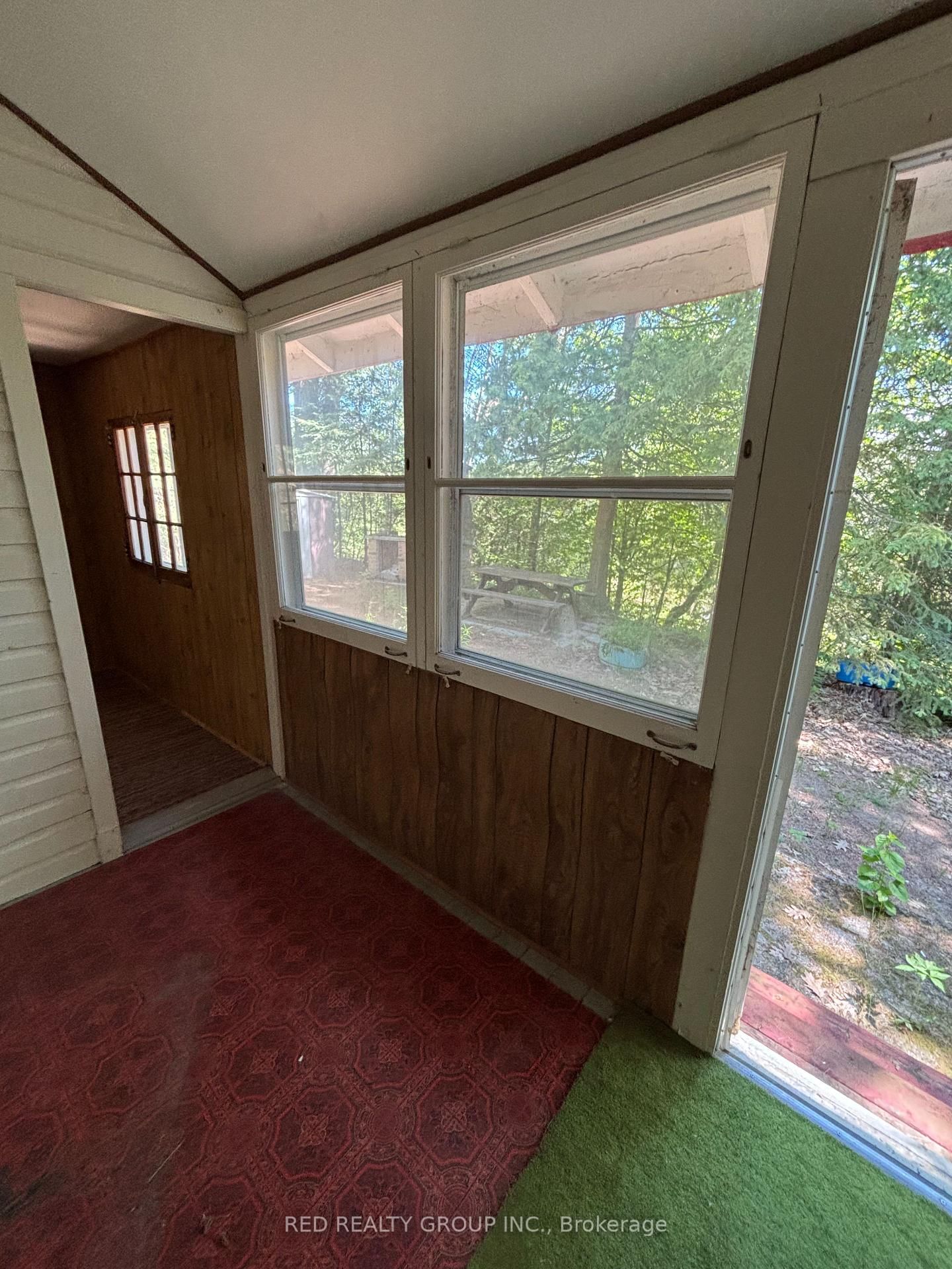 195 Sunnidale Road S • Wasaga Beach, ON photo 16