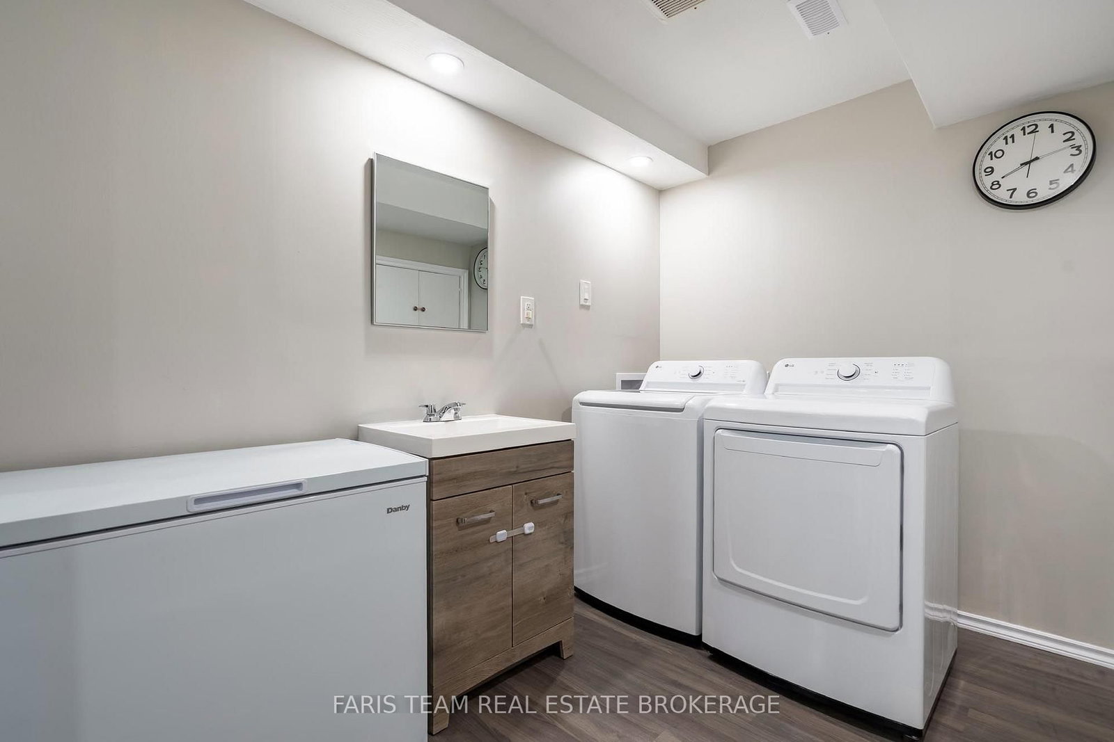 75 Prince William Way • #48 • Barrie, ON photo 25