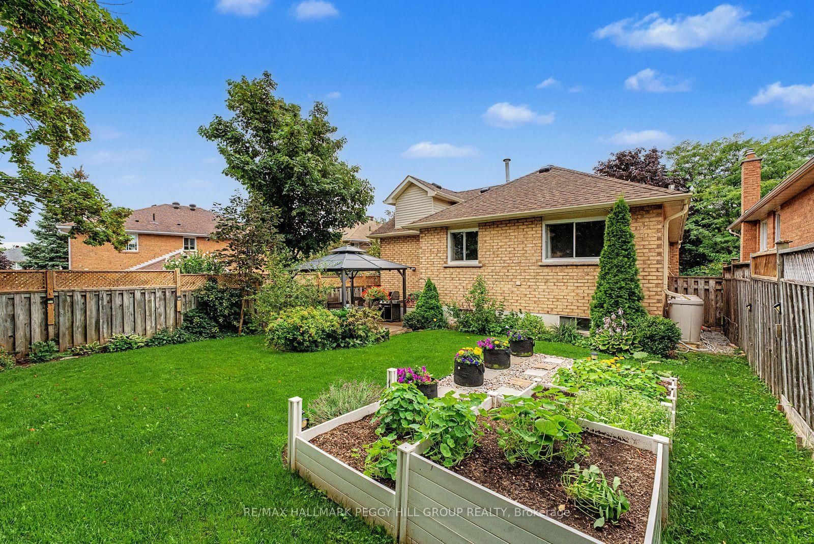 5 Barwick Drive • Barrie, ON photo 16