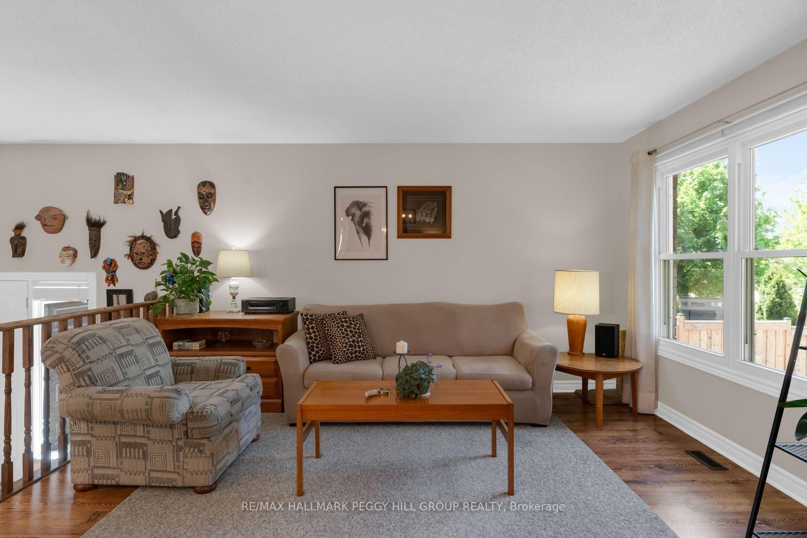 5 Barwick Drive • Barrie, ON photo 3