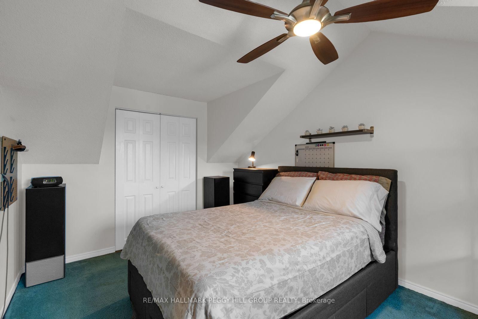 5 Barwick Drive • Barrie, ON photo 9