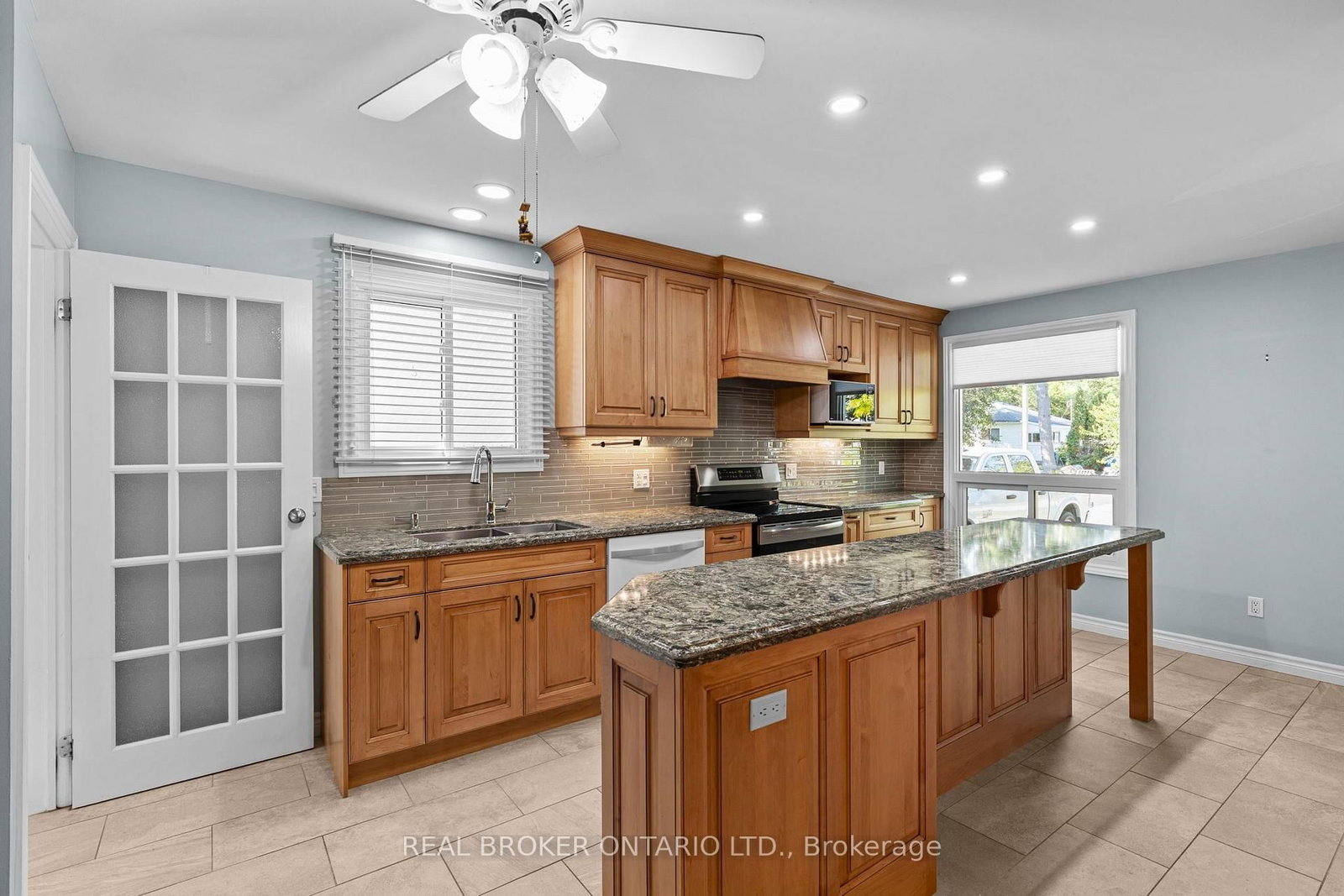 26 Carlton Street • Orillia, ON photo 17
