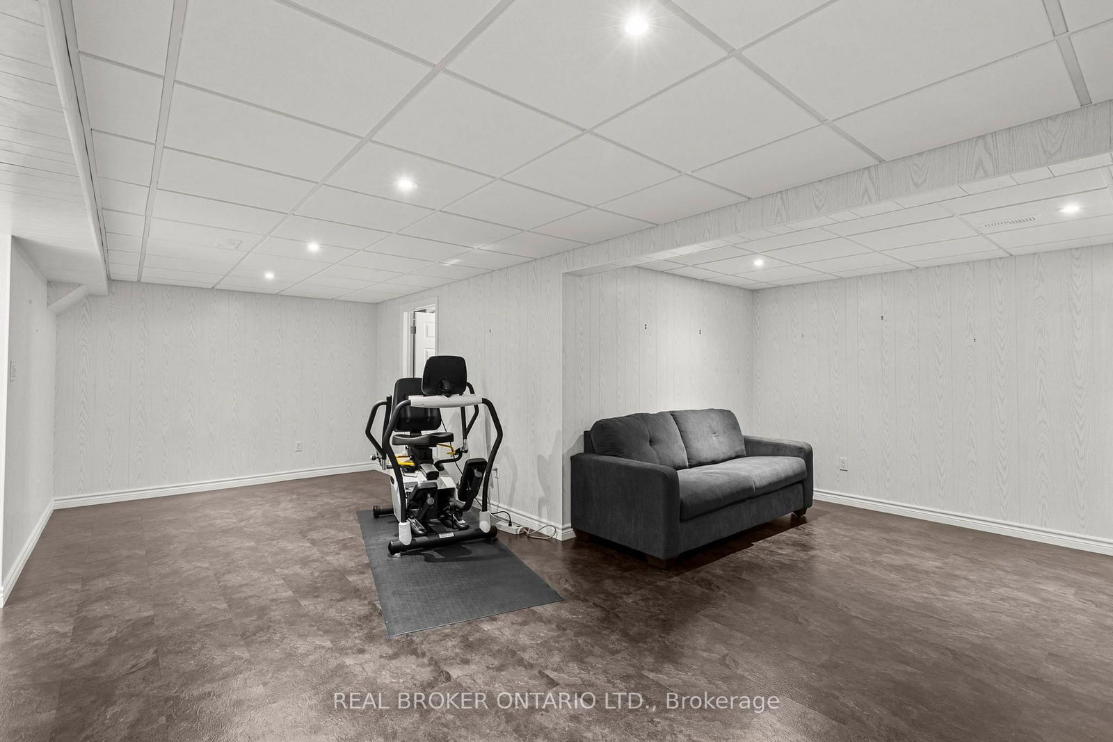 26 Carlton Street • Orillia, ON photo 25
