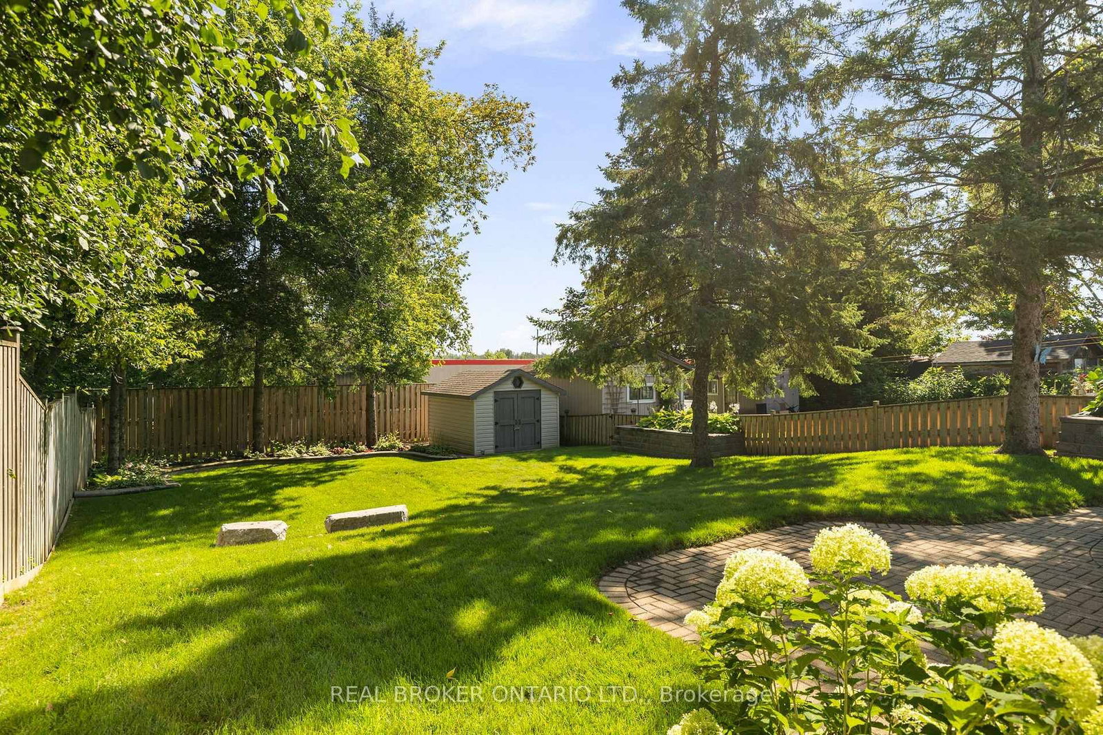26 Carlton Street • Orillia, ON photo 39