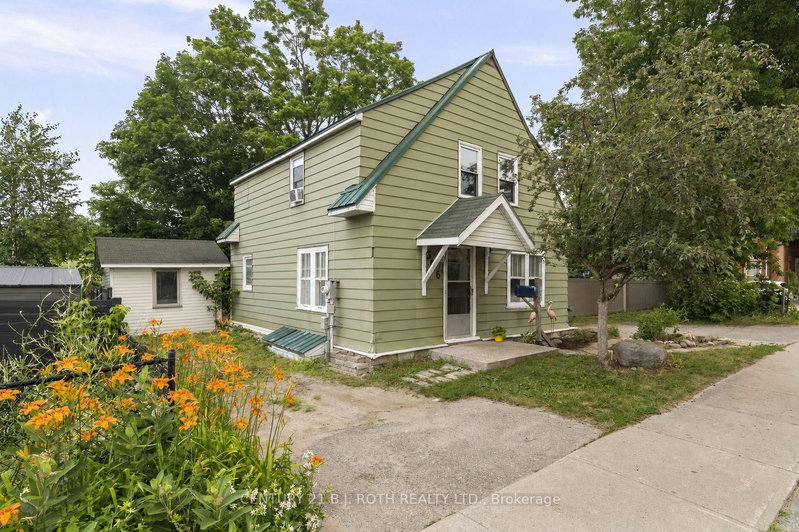 356 West Street N