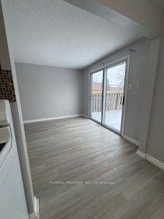 34 Argyle Road • Barrie, ON photo 6