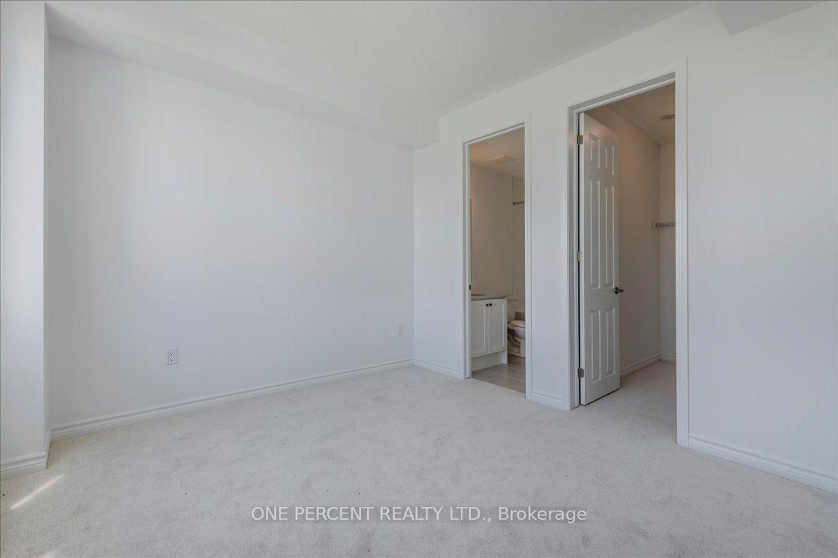 16 Pearen Lane • Barrie, ON photo 11