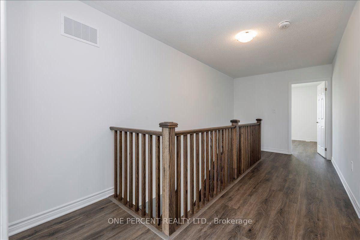 16 Pearen Lane • Barrie, ON photo 20