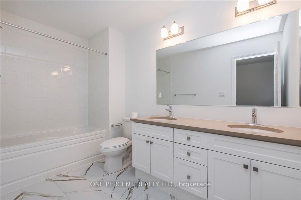 16 Pearen Lane • Barrie, ON photo 8