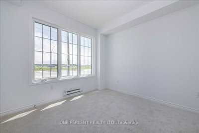 16 Pearen Lane • Barrie, ON photo 9