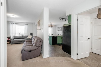 27 Michelle Drive • Barrie, ON photo 6