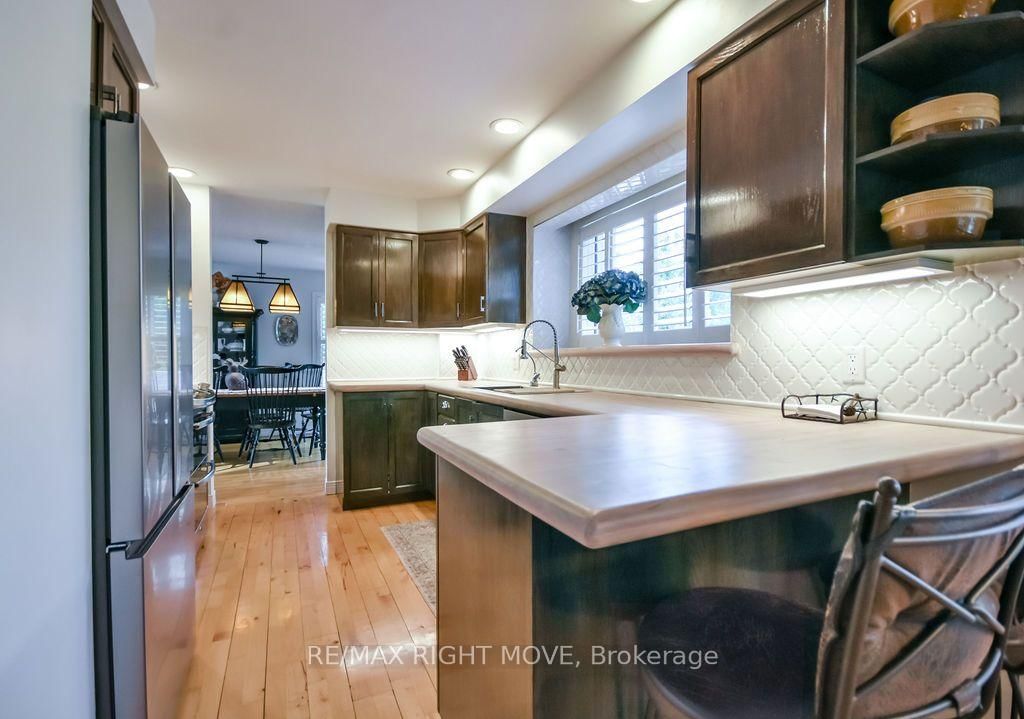 2640 WESTSHORE Crescent • Severn, ON photo 10