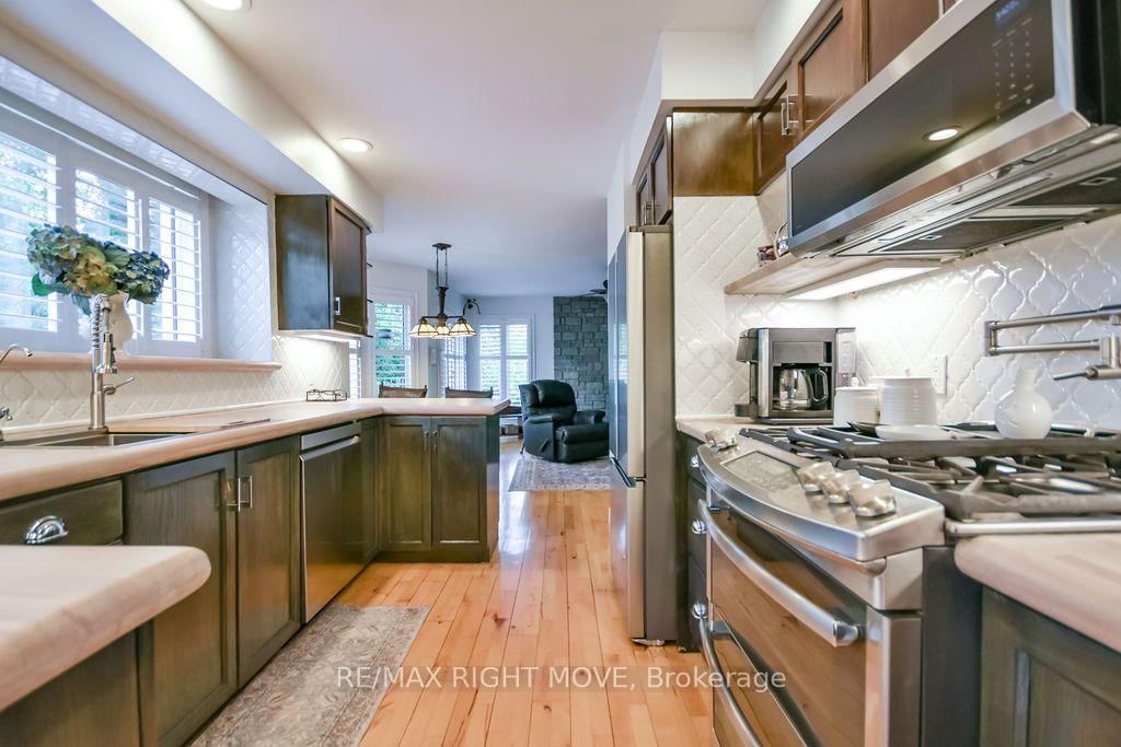 2640 WESTSHORE Crescent • Severn, ON photo 12