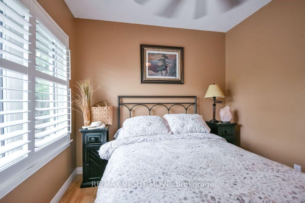 2640 WESTSHORE Crescent • Severn, ON photo 32
