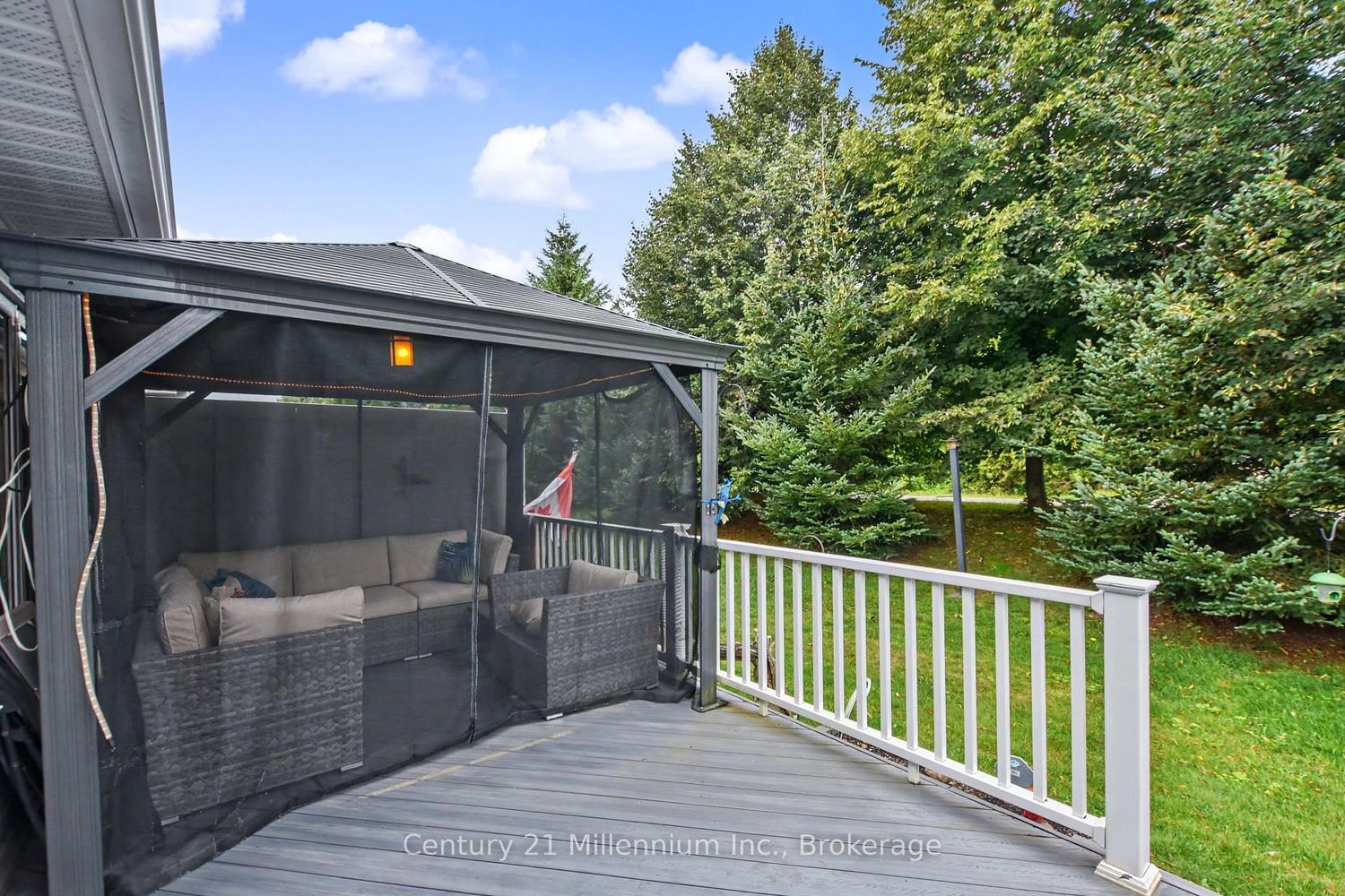 28 New York Avenue • Wasaga Beach, ON photo 23