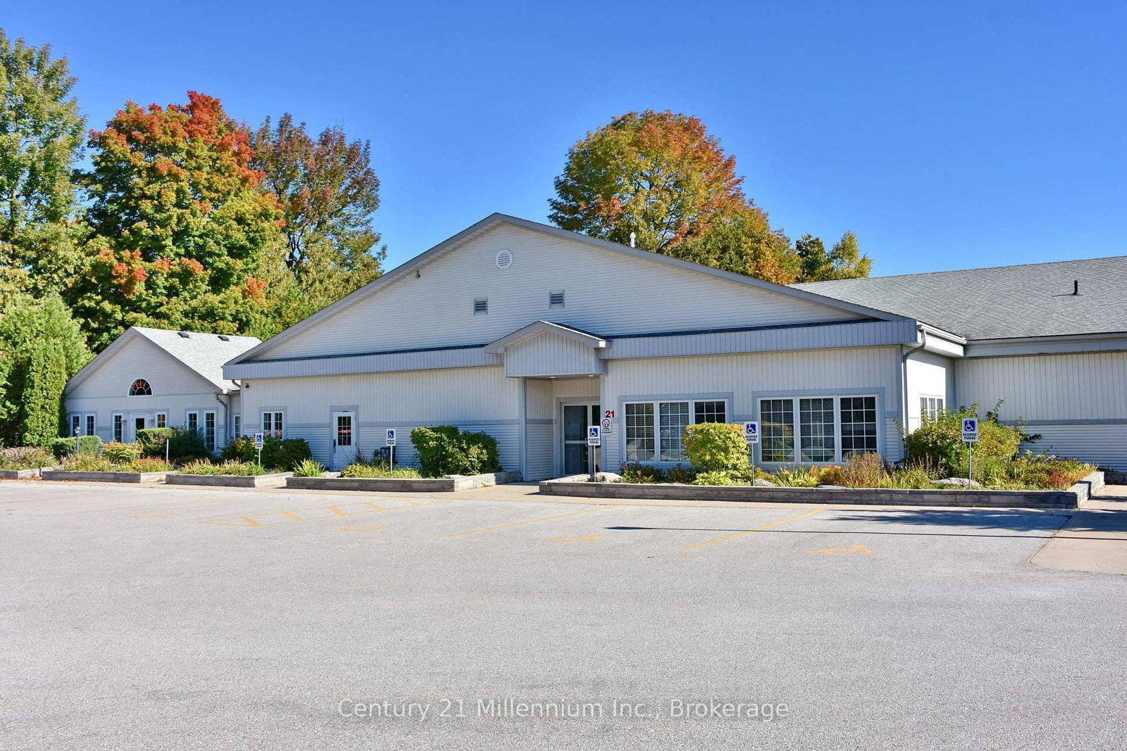 28 New York Avenue • Wasaga Beach, ON photo 30