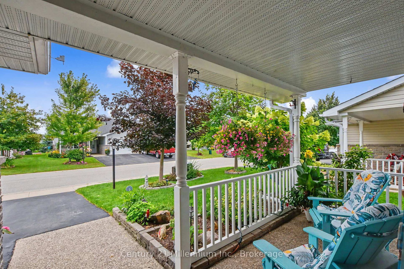 28 New York Avenue • Wasaga Beach, ON photo 6