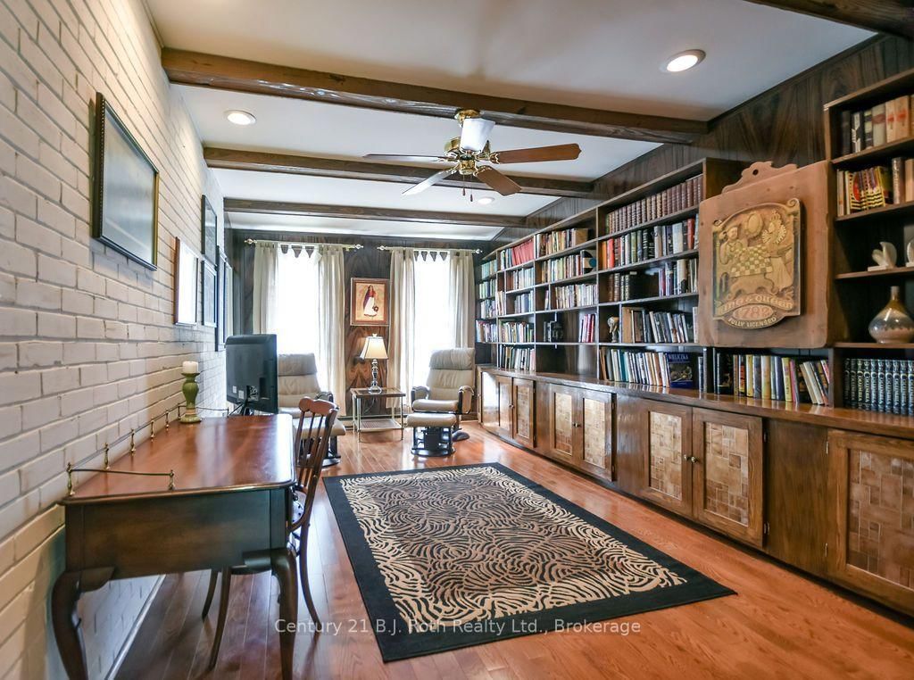 26 Dalton Crescent N • Orillia, ON photo 14