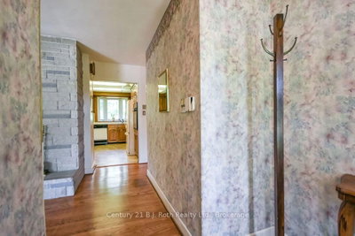 26 Dalton Crescent N • Orillia, ON photo 6