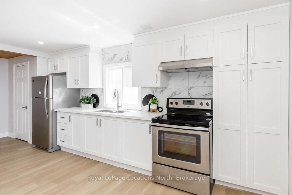 56 68th Street N • Wasaga Beach, ON photo 6
