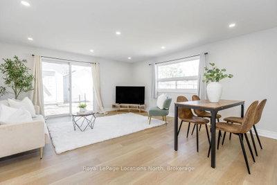 56 68th Street N • Wasaga Beach, ON photo 8