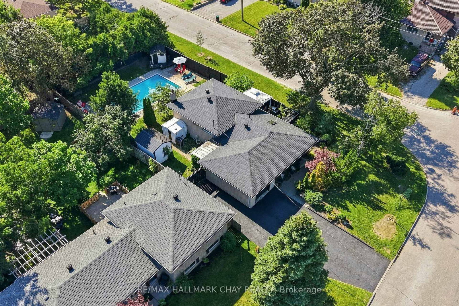 30 Harding Avenue • Barrie, ON photo 21