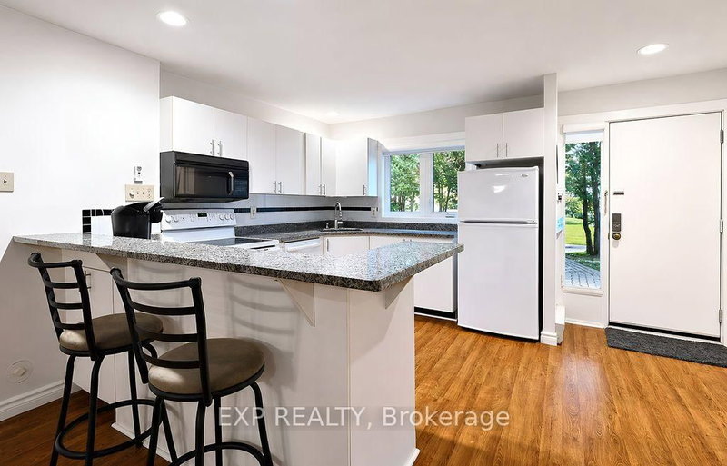 16 - 576 Oxbow Crescent