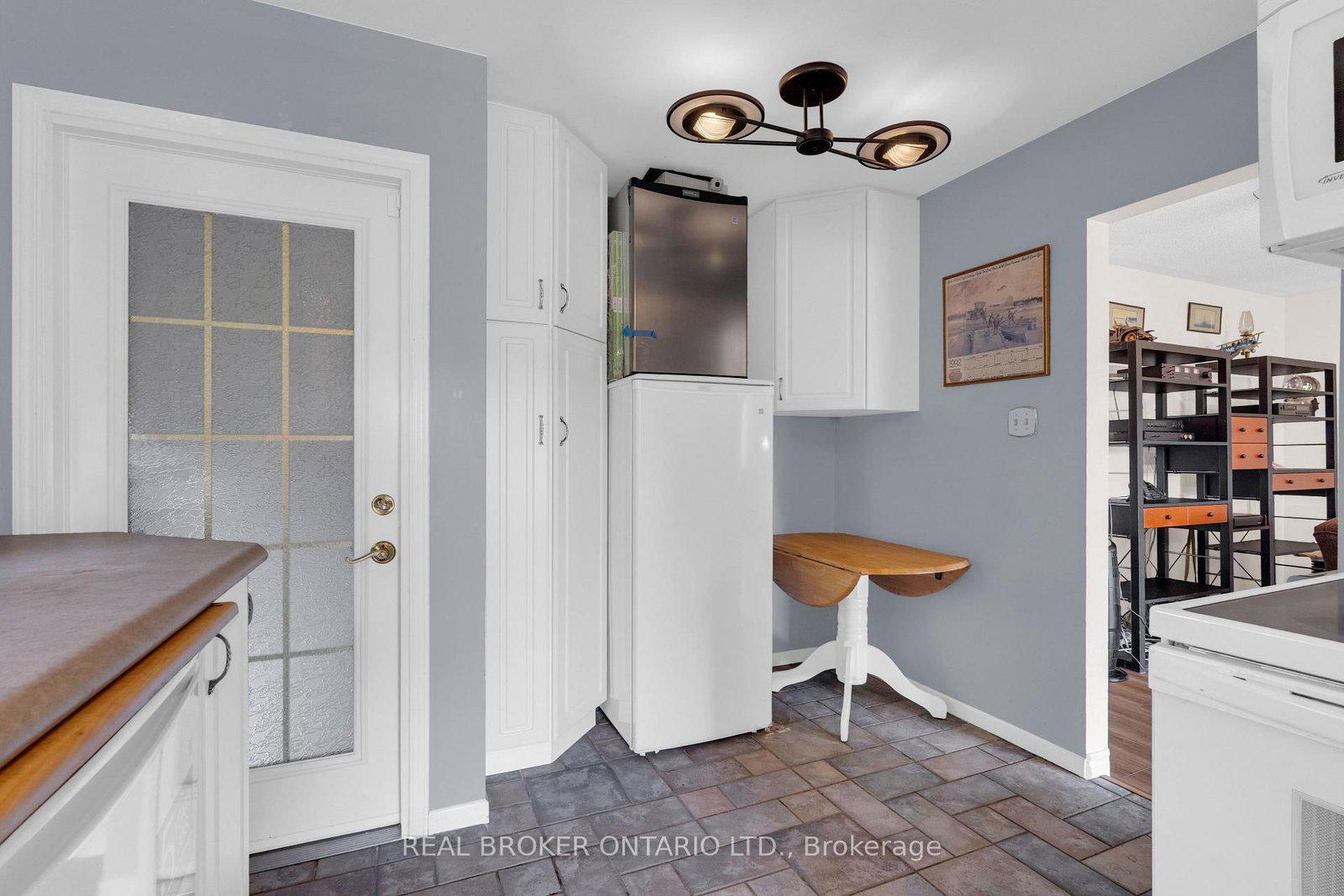 61 Bernick Drive • Barrie, ON photo 11