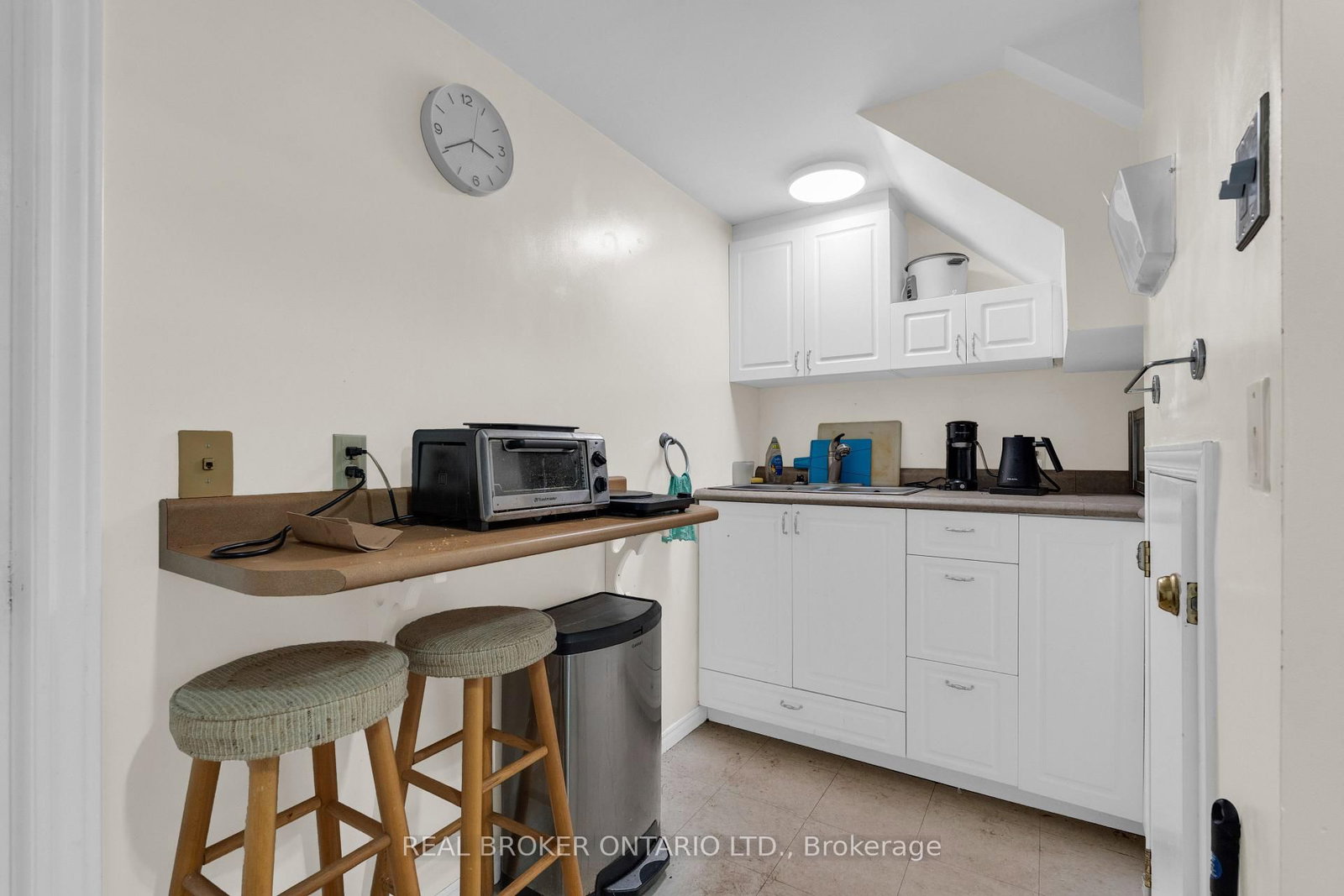 61 Bernick Drive • Barrie, ON photo 20