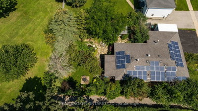 61 Bernick Drive • Barrie, ON photo 3