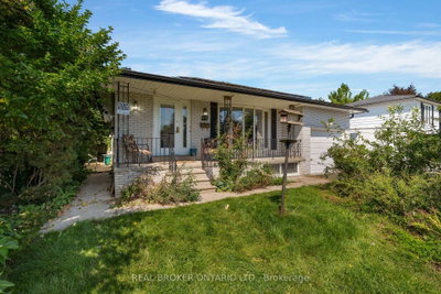 61 Bernick Drive • Barrie, ON photo 4