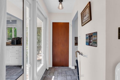 61 Bernick Drive • Barrie, ON photo 5