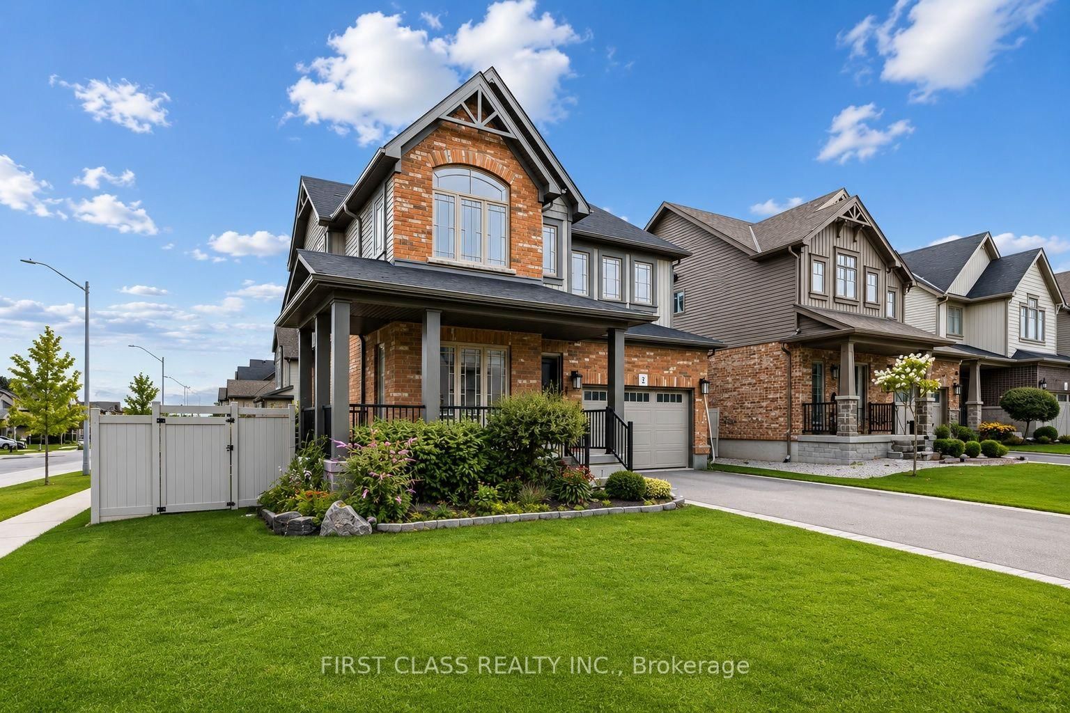2 Pennell Drive • Barrie, ON photo 2