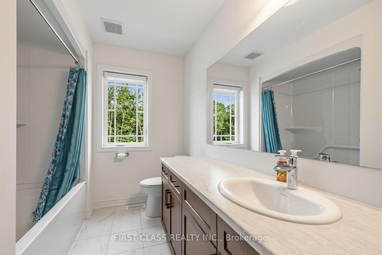 2 Pennell Drive • Barrie, ON photo 27