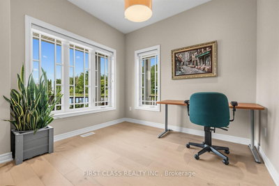 2 Pennell Drive • Barrie, ON photo 4