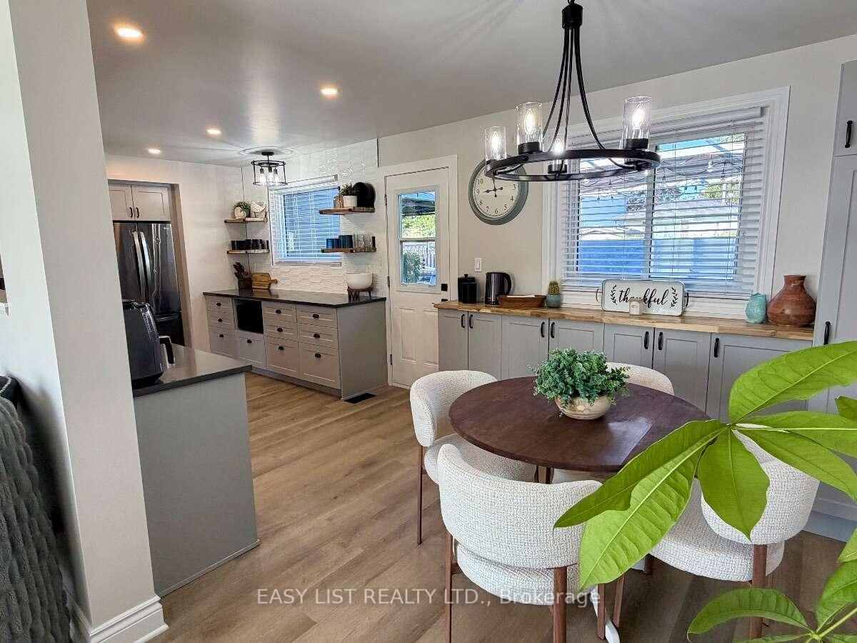 630 Manly Street • Midland, ON photo 6