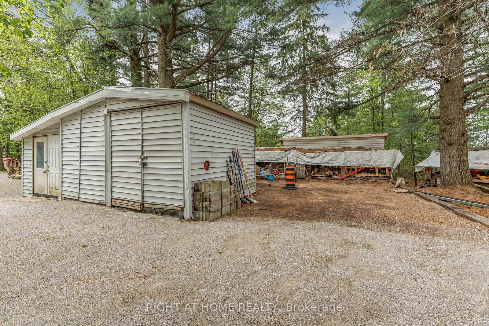3500 Baldwick Lane • Springwater, ON photo 32