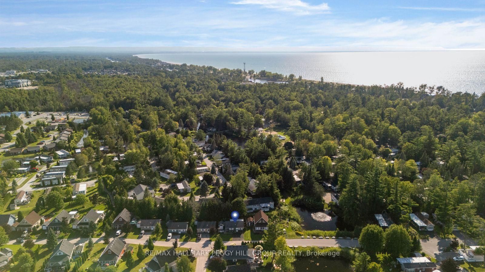 18 Temagami Trail • Wasaga Beach, ON photo 2