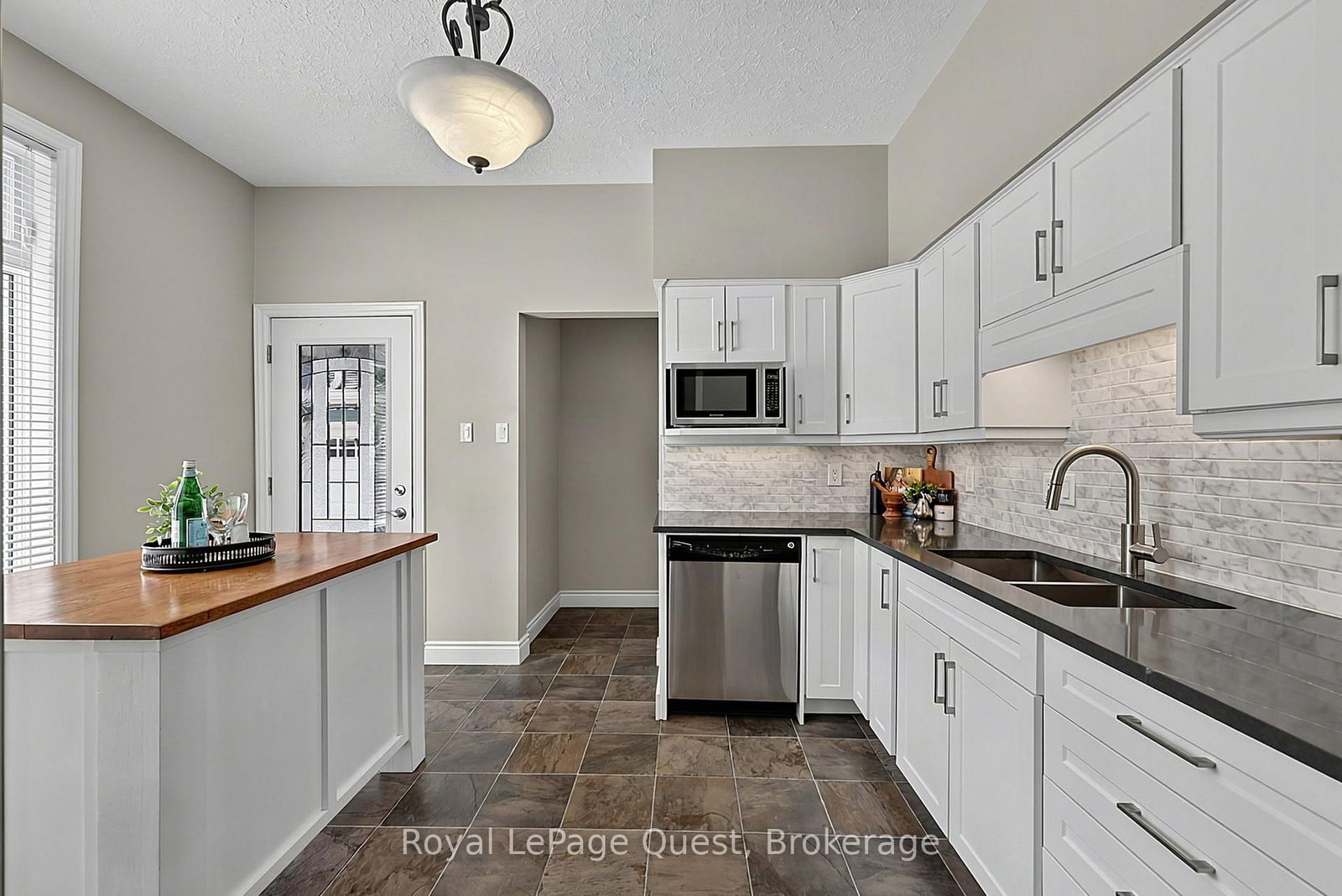 125 Coldwater Road • Orillia, ON photo 23