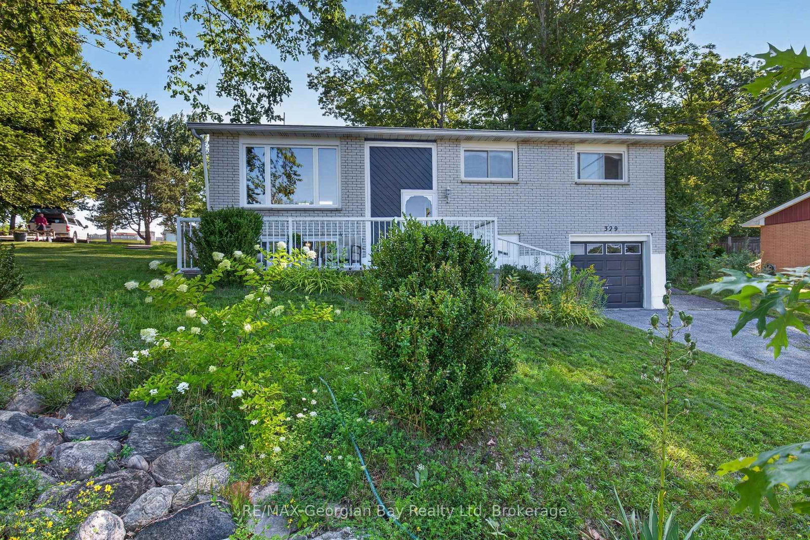 329 Church Street • Penetanguishene, ON photo 29